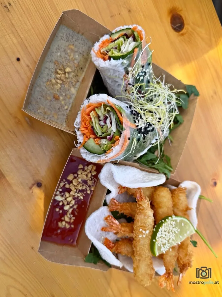 Sommerrollen und Tempura Garnelen von Thailicious
